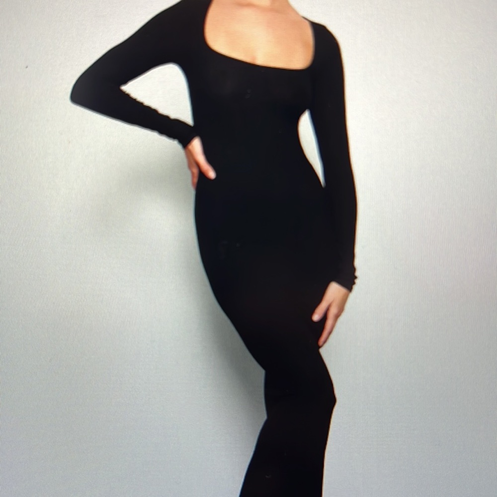 SKIMS Long Sleeve Lounge Dress, NWT - Picture 2 of 8